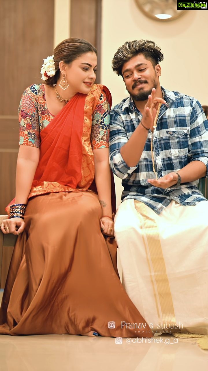 Anusree - 68.3K Likes - നിന്നോട് മിണ്ടില്ല ഞാൻ...നിന്നോട് കൂട്ടില്ല ഞാൻ...
All time duet partner @im.jishnu
Video @pranavcsubash_photography
Cuts& Edit @abhishek.g_a
MaH @pinkyvisal
Accessories @varuthri_findings
#reelsinstagram #friendshipgoals #withfriends❤️
#friendsforever