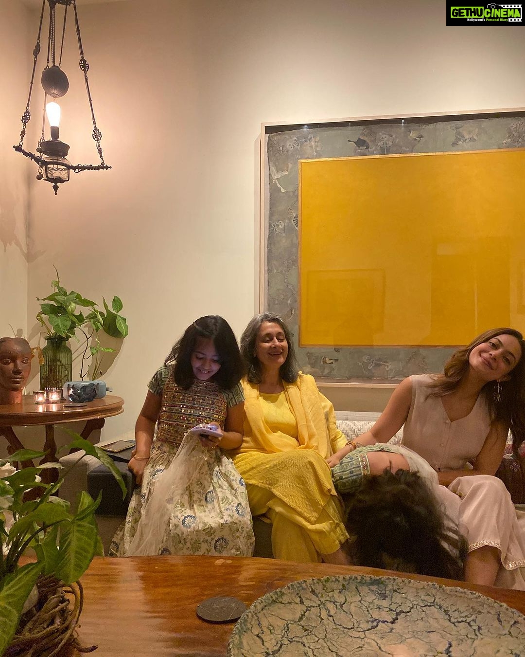 Anya Singh Instagram - Happy happy 🪔 Peace, love & prosperity to all✨🧿