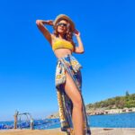 Anya Singh Instagram - 🌊☀️⏪