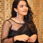 Aparna Das Instagram – This saree and this day ❤️‍🔥
#black 

Styling: @gayathribalasubramanian21 
Outfit: @hafsaaddotcom
Accessories: @fineshinejewels
Pc: @varuun.jpg
HMU: @teamdiamondartistry