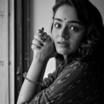 Apoorva Arora Instagram – हसरत-भरी-निगाहें

🎞 @apooarora

📸 @arunoday_india with @nikonindiaofficial Nikon z6 ii camera with a 24-70mm f/2.8 lens.

#theportraitsindia #portraitsmag #persfamous
#portraits_mf #portraitsquad #moodyportraits #earthportraits
#igpodium_portraits #degports #portrait_blog #portraithairgoal 
#portraitstream #portraitfeed
#senseports #discoverportrait #ThePortraitCentral #AGameOfPortraits 
#acreativevisual  #eyecandy_collective  #discoverportrait 
#indiaphotofam ⁣⁣
#arrayphotole ⁣⁣
#germanphotofam Mumbai – मुंबई