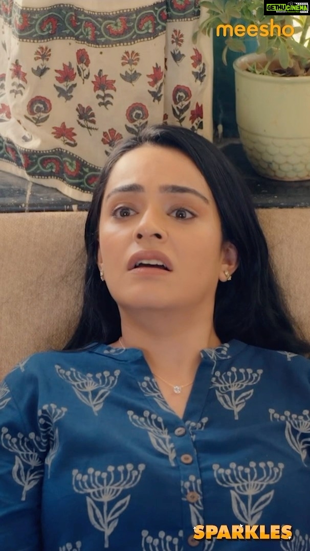 Apoorva Arora Instagram - Have you watched Rani Pink on YouTube ? This ultra max relate scene is from our Diwali special short film made by @ttt_official powered by @meeshoapp. A sweet story about love between siblings, and with a tadka of a surprise dance performance in the end. Directed by Mandar Kurundkar @kurundkarmandar Written by Amrit Paul & Sharanya Rajgopal @awmrito & @sharanyantics Produced by : @sharanyantics & @anujgosalia Executive Producer: @pracchibatnagar Cinematographer: @_single_malt_ Creative Producer: @awmrito Line Producer: @alwayshitesh77 @kachoridas Secondary Cast: @keshav.mehta.14 & @khopkarswaroop Music Director: @hrishikesh_._._ Editor: @onkarcp Sound Designer: @mavira73 Production Designer: @krishnathakur125 Costume Stylist: @surbhigoswami Casting Director: @theashwanirathore DA: vaish.sanap 1st AD: @tejasvi_kang Direction Intern: @raopavdao Art Director: Rajendra Mali Brand collaboration: @sadaf23khan @__rishwish @myspirals Visual promotions TTT:@tanvi304, @t_nm_y, @manas_khedkar, lostinmyownworld24, Social: @_sanjanasays, @mitushipandey & @wordsofrithvik Community Manager: @sami_majid19 Finance: @ami_dhakan Intern Producer: @sanssolanki_ VFX Artist: @studiocuriosity_ Colorist: @colourist.adolf HMU Team: @bunty_makeupstylist_15, @roshan_makeover_222 & @priya_makeover23_official Gaffer: @ashoksahu12444 Still Photographer: @rajendraupadhyay1234