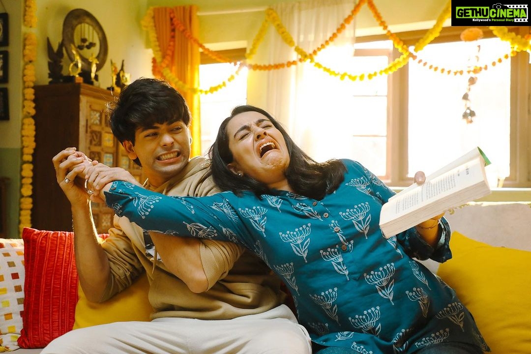 Apoorva Arora Instagram - "When lil' bro loves to playfully tease his big sis! 😄 Can't hold back my excitement to share my short film 'Rani Pink' with you all! Sharing some exclusive BTS moments with you all📽️💕 #SiblingFun #RaniPinkBTS"