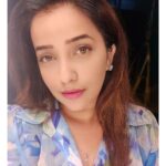 Apurva Nemlekar Instagram - . Striking Hazel eyes 🤩 . #apurvanemlekar #hazeleyes #ladyofwords