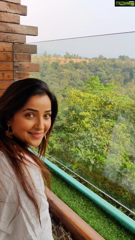 Apurva Nemlekar Instagram - . Relaxing vacation @kondantheretreat . #apurvanemlekar #vacation #rejuvenation #relax #mytime #ladyofwords #apurvanemlekarfans #hazeleyes #jacuzzi #greenery #view #travelphotography #travel Kondan 'The Retreat'