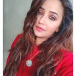 Apurva Nemlekar Instagram - ❤️ . #apurvanemlekar #ladyofwords #iamwhoiam #hazeleyes #eyesthatspeak