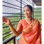 Apurva Nemlekar Instagram – .
पैठणी आणि मोत्यात सजले फक्त ‘ बाप्पासाठी’ ❤️
गणेशचतुर्थीच्या सर्वांना हार्दिक शुभेच्या..!🙏🙏
.
Pc- @rishiiszc 
.
#apurvanemlekar #paithani #sareelover #moti #marathmolalook #saavni💃 #StarPravah #premachigoshtaonstarpravah