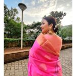 Apurva Nemlekar Instagram – .
Festive vibes ✨
.
Pc – @aneket.flp
.
#apurvanemlekar #ladyofwords #festiveready #ganeshotsav2023 #bappamorya #sareelover #pink