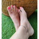 Apurva Nemlekar Instagram - . For the Love of Pink 🩷 @londonnails2021 . #apurvanemlekar #pinknails #pink #nailart #londonnails #gulabi #loveforpink #nails