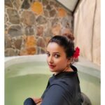 Apurva Nemlekar Instagram - . Relax and rejuvenate as many times as needed ! . #apurvanemlekar #relax #rejuvenation #blackdress #jacuzzi #vacation #apurvanemlekarfans #hazeleyes #ladyofwords Kondan 'The Retreat'