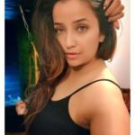 Apurva Nemlekar Instagram - . ... She talks kinda lazy And people say she's crazy And her life's a mystery Oh, but Love grows where my Rosemary goes And nobody knows like me . #apurvanemlekar #crazy #mystery #rosemary #love #hazeleyes #inlovewithme #black
