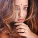 Apurva Nemlekar Instagram - . Captivated by the magic of blur... . #apurvanemlekar #blurryface #blurr #hazeleyes