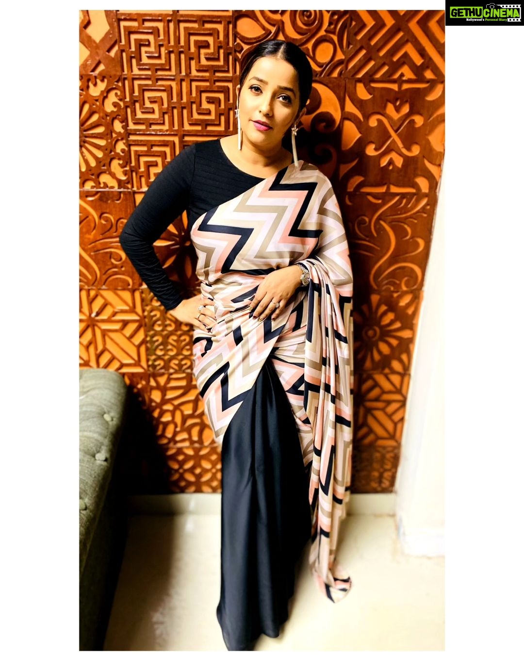 Apurva Nemlekar Instagram - . Set limits, not everyone deserves your vibes. . Pc - @24_7kalakar Makeup - @manya.utekar . #apurvanemlekar #StarPravah #premachigoshtaonstarpravah #saavni💃