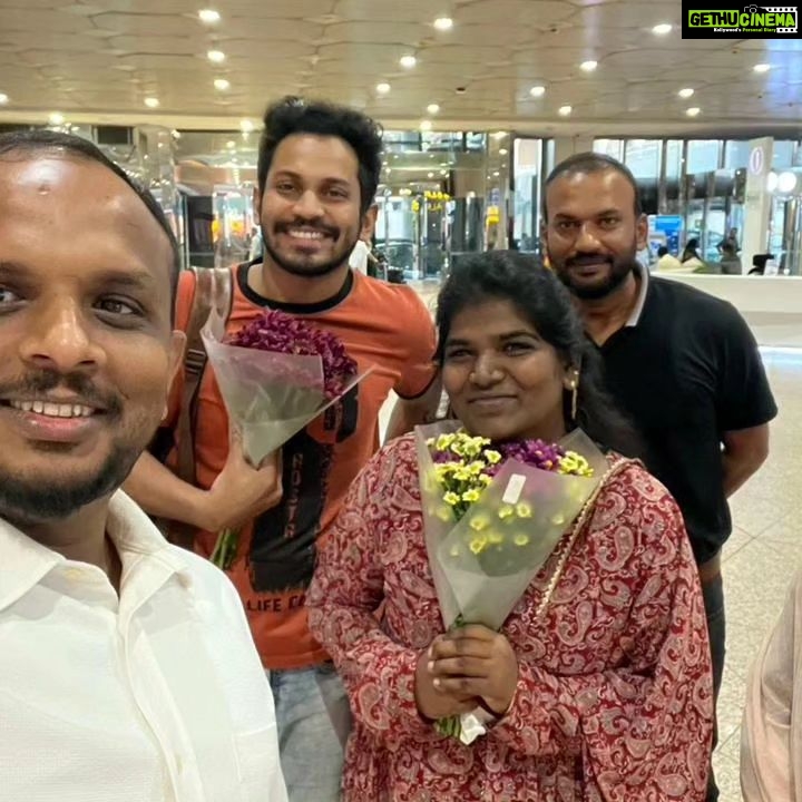 Aranthangi Nisha Instagram - சவுதி அரேபியா வந்தாச்சு மக்களே நாளைக்கு தமாம் இல்ல கண்டிப்பா உங்களை எல்லாம் சந்திக்கிறேன் நிகழ்ச்சிக்கு வாங்க