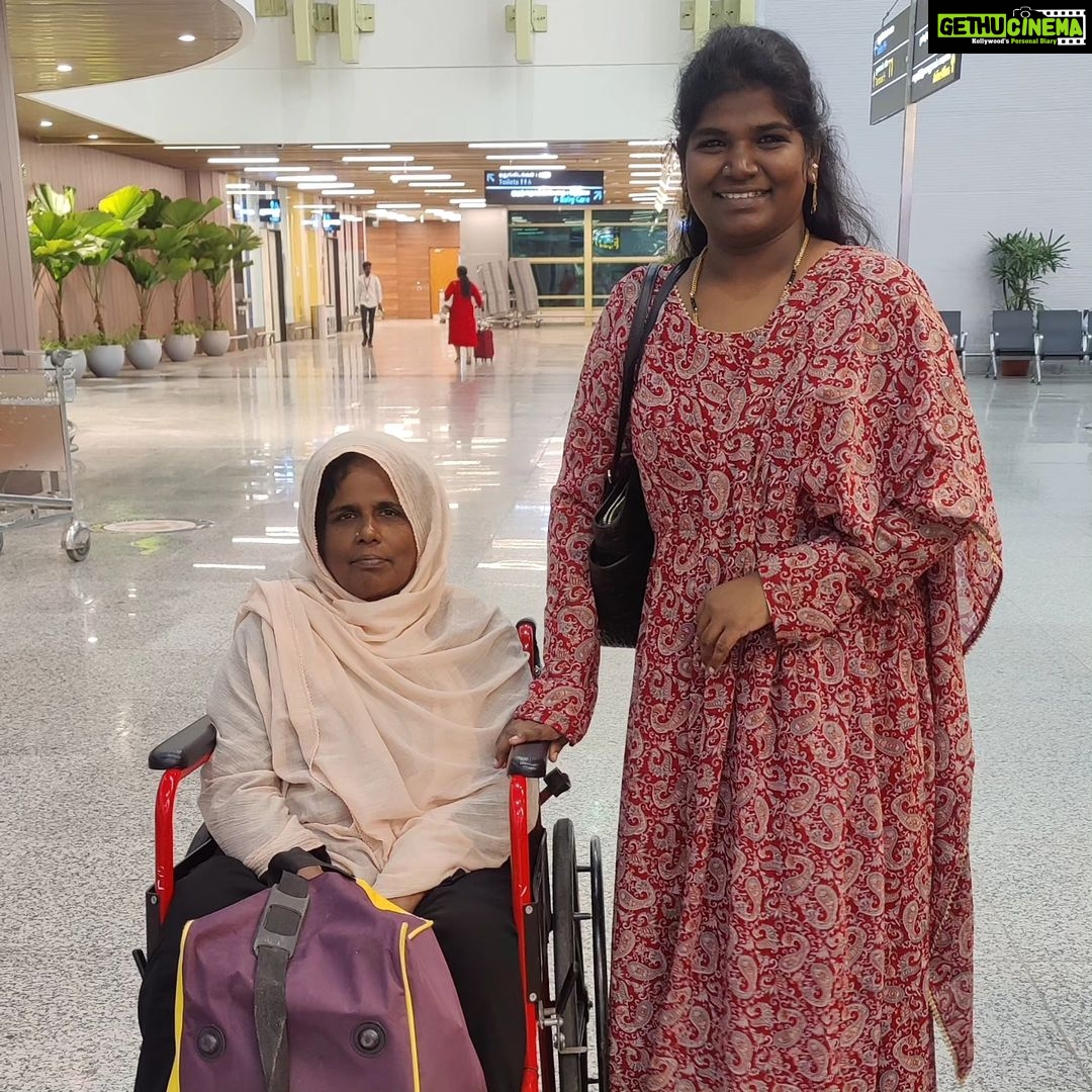 Aranthangi Nisha Instagram - சவுதி அரேபியா வந்தாச்சு மக்களே நாளைக்கு தமாம் இல்ல கண்டிப்பா உங்களை எல்லாம் சந்திக்கிறேன் நிகழ்ச்சிக்கு வாங்க