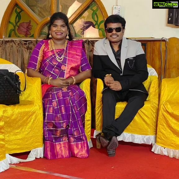 Aranthangi Nisha Instagram - நேற்று மயிலாடுதுறையில் ஒரு திருமண நிகழ்ச்சியில் எங்களுடைய கலை நிகழ்ச்சி சகோதரர் ஈரோடு மகேஷ் அவர்கள் தலைமையில் சிறப்பாக நடைபெற்றது...... நிகழ்ச்சியை ரசித்து எங்களை ஊக்கப்படுத்திய ரசிகர்களுக்கு நன்றி......