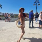 Archana Instagram - FreYnds topi pehen lo 0ctober heat One of the hottest most polluted October’s of mumbai Seville, Spain