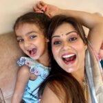 Archana Gupta Instagram - May the divine presence of Ganesha fill your home with love and positivity. Ganpati Bappa Morya 🌺❤️🌺 . . . . . #ganpati #ganpatibappamorya #ganpatifestival #archannaguptaa #celebration #festival #happiness #familygoals #blessings Mumbai, Maharashtra