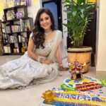 Archana Gupta Instagram - Happy Happy Happy Diwali 🪔🙏🏻✨🎉 . . . . . . . . . #happydiwali #diwali #celebration #festival #family #archannaguptaa #lehengalove #traditional #indianfashion #blessedlife #wishes Mumbai, Maharashtra