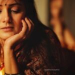 Archana Gupta Instagram - Mujhe Chand Chahiye..... . Photo courtesy @cksince86 . . . . . #photoshoot #photoeveryday #sareelove #archannaguptaa #actress #indianwear #naturallight #portraits #photogram #love #moonmission #instaphoto Mumbai, Maharashtra