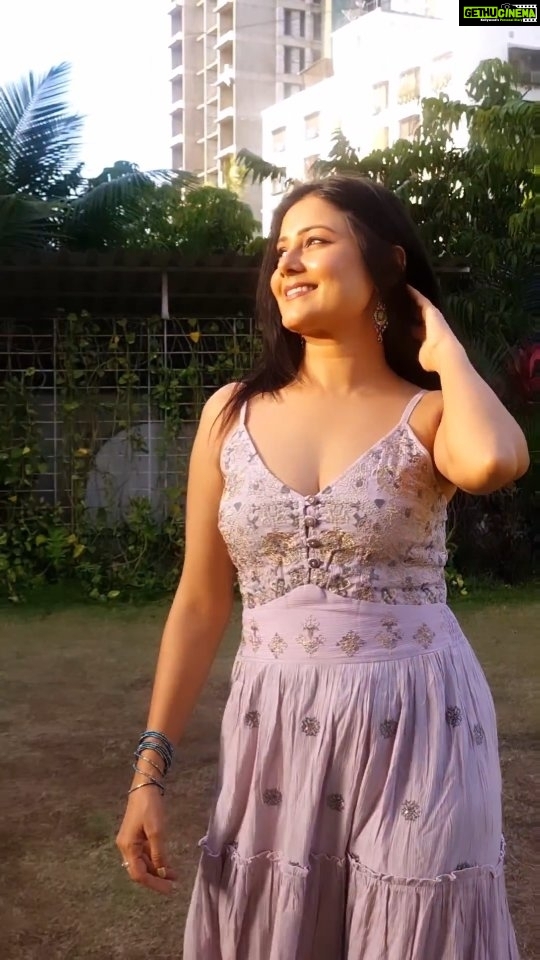 Archana Gupta Instagram - A smile and summer dress go a long way ✨️ . Loving this comfortable summer dress @westifiedtrends 💗 . Use my code "Archana20 " and get 20% discount #gooddeal . . . . . . . #summerfashion #fashioninspo #sunset #dresslover #goodhair #archannaguptaa #trending #reelsinstagram #fashionreels #ootd #foryou #reelsvideo #girlsfashion #lifestyle #girlstyle #exploremore #springfashion #springtime #vocalforlocal #beautifulgirls #Indian Mumbai, Maharashtra