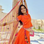 Archana Gupta Instagram – Caption? 
.
.
.
.
.
.
.
.
.
#photooftheday #Monday #smile #archannaguptaa #fashionstyle  #trending #summerfashion #indianwear #cotton #ethenic #summercolors #goodvibes #photoshoot #instaphoto #travelphotography #fashioninspo #rajasthandiaries #colourful #incredibleindia 𝓗𝓮𝓪𝓿𝓮𝓷.