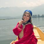 Archana Gupta Instagram - You have to guess a song on the last pic. . . . . . . . . . . #kashmirdairies #kashmiri #dallake #photoshoot #archannaguptaa #travelgram #exploremore #kashmirtourism #incredibleindia #heavenonearth #tbtphoto Kashmir A Heaven On Earth