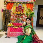 Archana Gupta Instagram – Bappa bless all of us 🙏🏻🌺🙏🏻 
.
.
.
.
.
.
.
.
#ganpatibappamorya #ganpatifestival #blessings #positivity #tradition #culture #archannaguptaa #sareelove #indianattire #trending #fyp #bappamorya #marathimulgi #navari #maharastra_ig #maharashtra Mumbai, Maharashtra