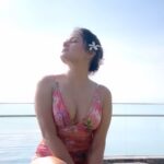 Archana Gupta Instagram - Tell me how many clips are there ? My shortest and cutest reel ever 🥰 . . . . . . . . . . . #trendingreels #shortandsweet #fyp #traveler #archannaguptaa #freesoul #swimwear #pooltime #bikini #goadiaries #reelsindia #exploremore #weekendvibes #enjoylife #livelovelaugh #lifeisbeautiful