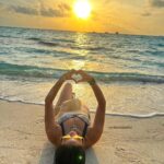 Archana Gupta Instagram – Sky above 
Sand below
Peace within 💖
.
.
.
.
.
.
.
#love #peace #nature #photo #beach #Archana #happiness #goodvibes #nofilter #bereal #instaphoto #photooftheday #sunday