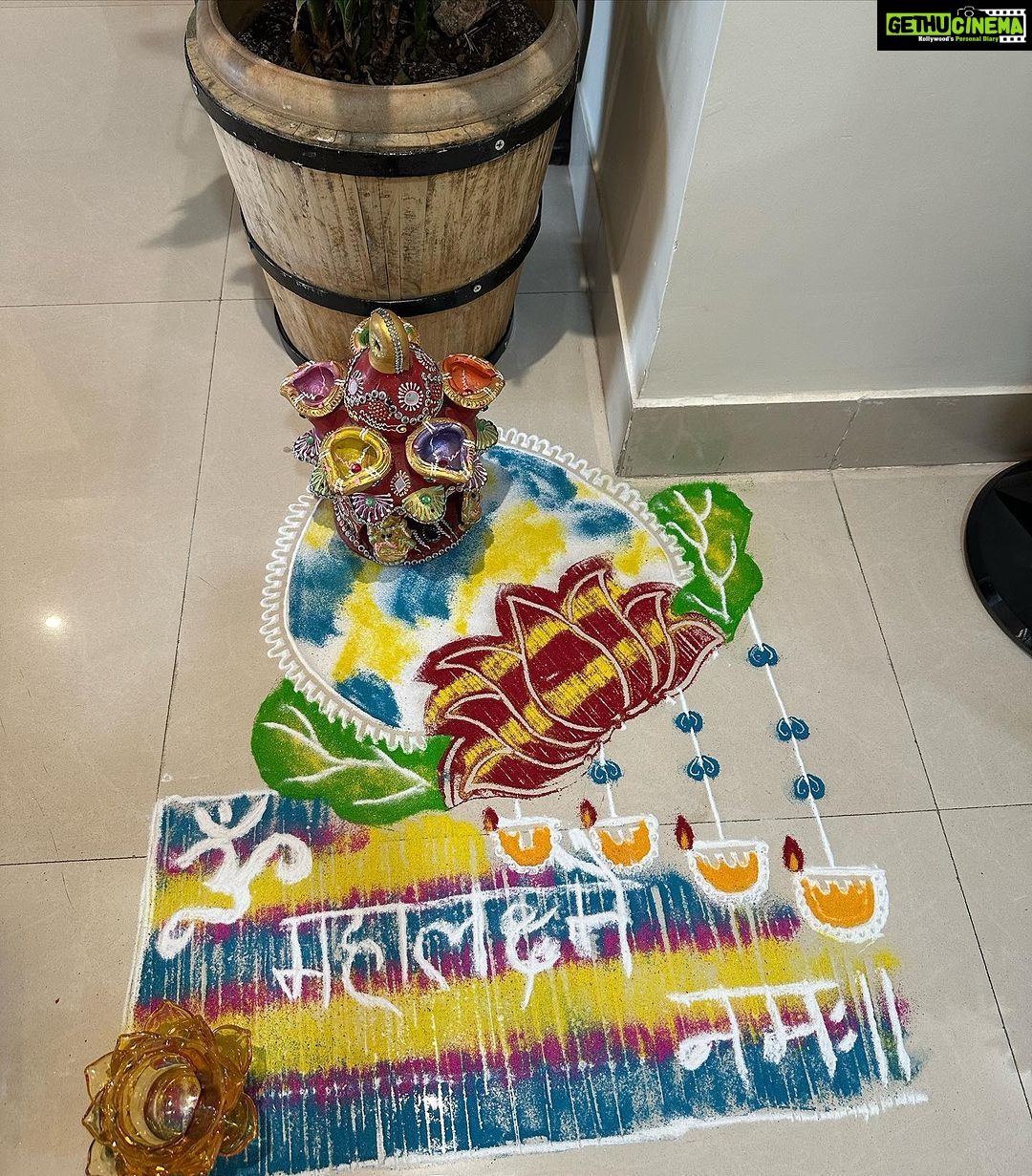 Archana Gupta Instagram - Happy Happy Happy Diwali πͺππ»β¨π . . . . . . . . . #happydiwali #diwali #celebration #festival #family #archannaguptaa #lehengalove #traditional #indianfashion #blessedlife #wishes Mumbai, Maharashtra