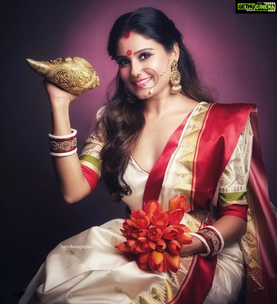 Archana Gupta Instagram - My nine colours of Navratri... . Which colour would you choose? . . . . . . . . . #navratrispecial #navratricollection #navratri2023 #archannaguptaa #sareelover #sareefashion #indianfashion #coloursoflife #beautifulgirls #girlsfashion #festiveseason #photos #instaphoto #instadaily Mumbai, Maharashtra