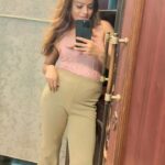 Archana Prajapati Instagram - ❤️❤️😘🔥🫶😻🧿🧿💃 @directorshadab sarkar