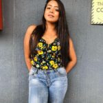 Archana Prajapati Instagram – Sometimes I pretend to be normal. But it gets boring. So I go back to being. 
😅😅😅😅 #coffeelover #nightsky #picoftheday