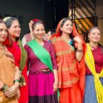 Archana Prajapati Instagram – Creativity is allowing yourself to make mistakes. Art is knowing which ones to keep.  @prithvitheatre 
@preetamathur3035 @niveditabaunthiyal @aman.gupta7 @twishabaunthiyal @shilpie24 @shilpac05 @sapnachoubisa @i_rajnisingh @jawedrehman9 @_sushil_gaikwad #sangam #bhanu all group @anktheatregroup ❤️❤️🔥🔥💐🌺🌺 

@prithvitheatre #prthivitheatre 
#akalkipudiya #sucsessful #play #housefullshows #happy #laugh 🥰❤️#amezing #❤️ #🔥#girlgang ❤️💐💐💐❤️❤️❤️🔥🌺🌺😊⭐️⭐️💐🥳🥳🥳🎉