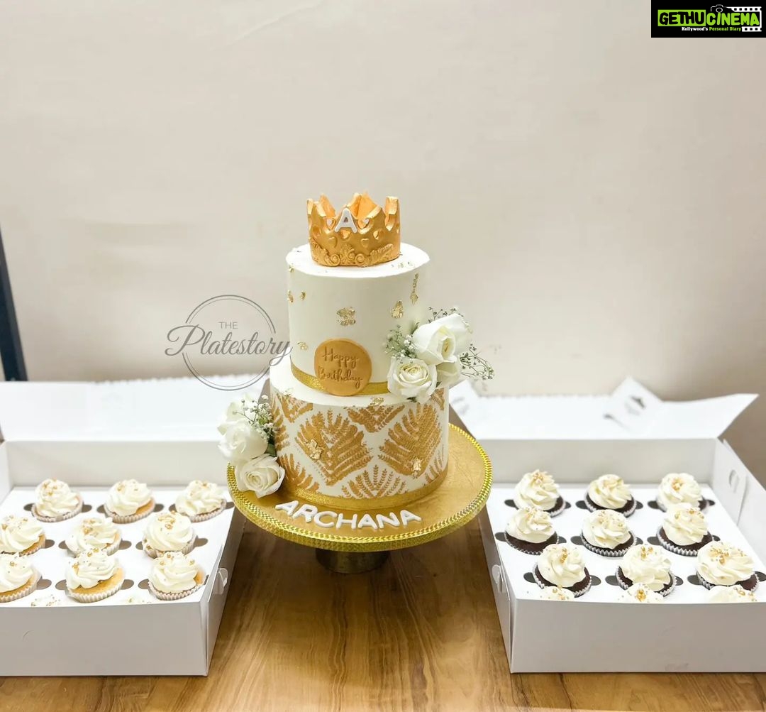 Archana Ravichandran Instagram - Thank you so much @platestory.in for baking us this delicious customised cake in such a short notice to make #ArchanaRavichandran happy on her special day❤ Thank you so much @charan_pt03 for coordinating❤ Do consider @platestory.in for your special events and occasions❤ #birthdaycake #customisedcakes #bb7tamil #biggbossseason7tamil #vijaytelevision