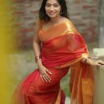 Archana Ravichandran Instagram - Saree dreams and red themes be like❤️‍🔥 . . PC : @camerasenthil Mua : @rajalakshmi_bridalmakeup Saree : @kaarigai.sarees Shoot organised by @rrajeshananda