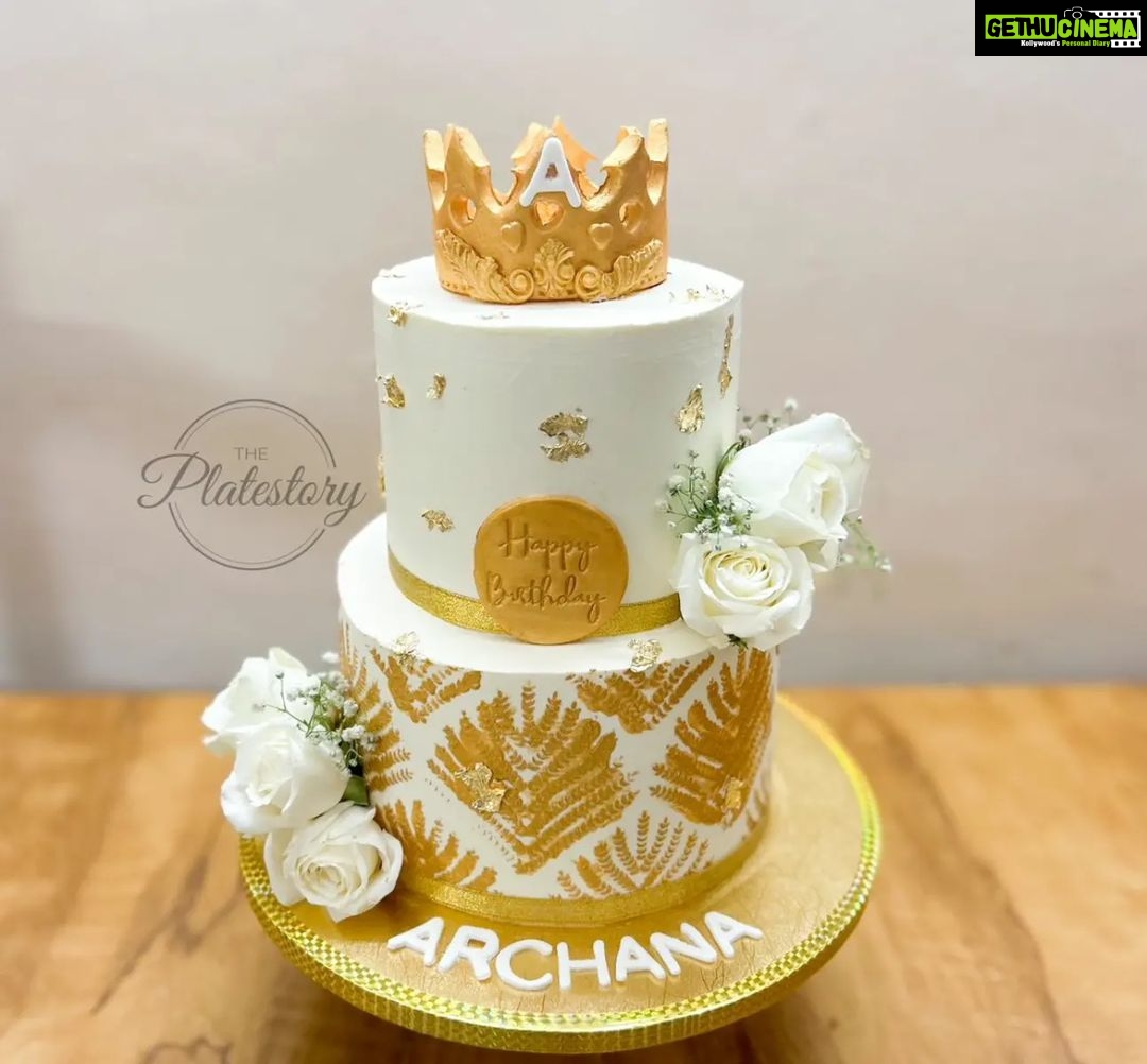Archana Ravichandran Instagram - Thank you so much @platestory.in for baking us this delicious customised cake in such a short notice to make #ArchanaRavichandran happy on her special day❤ Thank you so much @charan_pt03 for coordinating❤ Do consider @platestory.in for your special events and occasions❤ #birthdaycake #customisedcakes #bb7tamil #biggbossseason7tamil #vijaytelevision