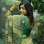 Archana Ravichandran Instagram - கடந்து போவது கற்றுத்தராமல் போகாது ✨ . . . PC : @camerasenthil Outfit : @kaarigai.sarees Mua : @rajalakshmi_bridalmakeup Shoot organised by @rrajeshananda