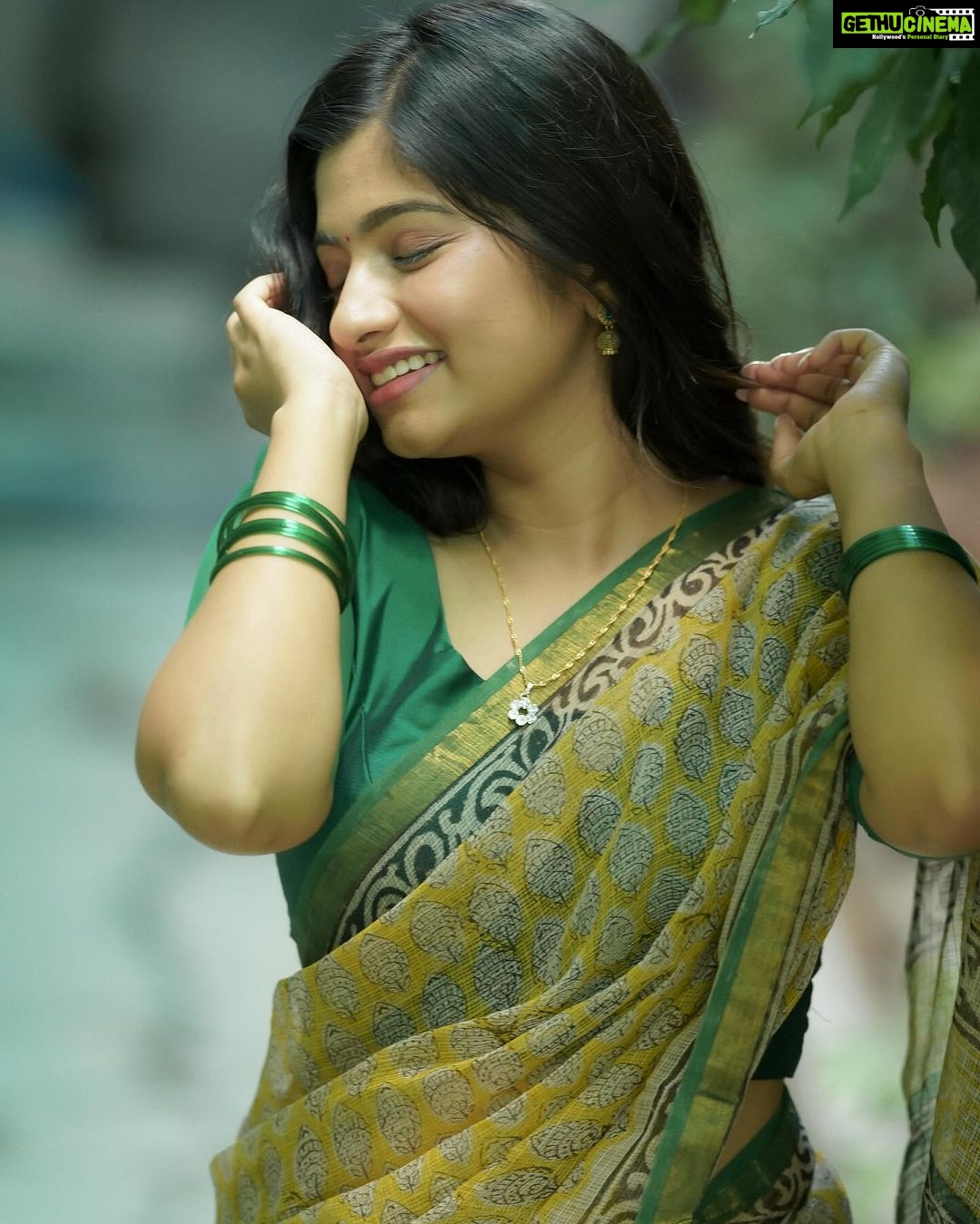 Archana Ravichandran Instagram - The essence of femininity ✨ . . . PC : @camerasenthil Outfit : @kaarigai.sarees Mua : @rajalakshmi_bridalmakeup Shoot organised by @rrajeshananda