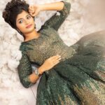 Archana Ravichandran Instagram - Where fantasy meets reality : A ball amidst the clouds ☁️ . . . #chennaifashion #indoorphotography #vintagestyle #vintage #indowestern #chennaijazzcollection #o7bridal #devimakeup #devimakeupcbe #devimakeupkovai #thankgod #judsonphotography . . . Makeup : @o7bridalartistry Photography : @alex_judeson Outfit : @gasudesigners Styling : @manisareedrapist1 Jewels : @chennai_jazz