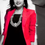 Archana Ravichandran Instagram - Late for trend 😅 still better late than never ✌🏻 #chennaifashion #indoorphotography #vintagestyle #vintage #indowestern #chennaijazzcollection #o7bridal #devimakeup #devimakeupcbe #devimakeupkovai #thankgod #judsonphotography Video : @ajudaythclicker Makeup : @o7bridalartistry Photography : @alex_judeson Saree : @haja_abdul_nawaz_fashion Jewels : @chennai_jazz