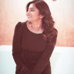 Archana Ravichandran Instagram - Make way for the black woman ❤️ VC : @tk_studio__ Outfit : @keziah_costume_stylist @f2f_designerboutique Mua : @jeevithamakeupartistry Accessories : @chennai_jazz Styling : @beingstyl
