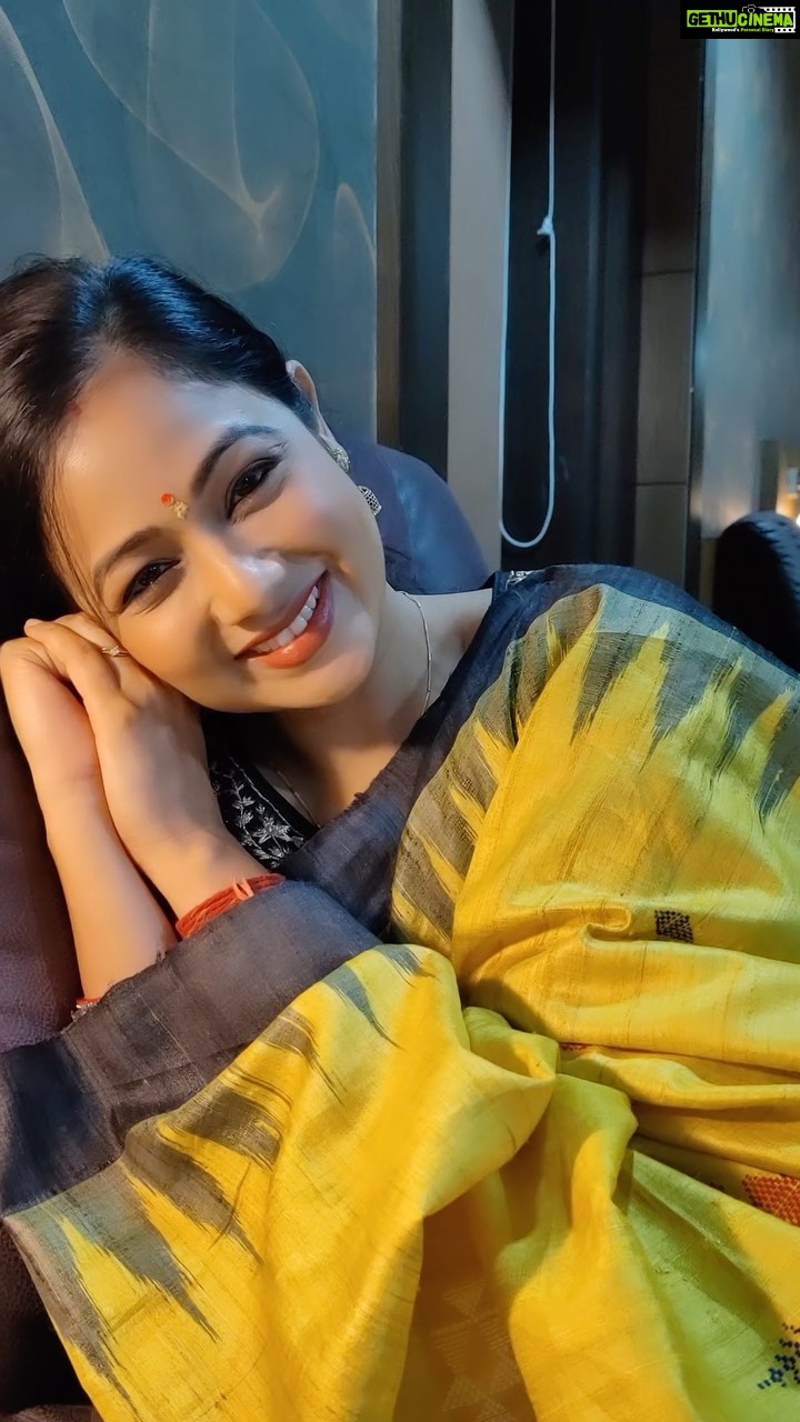 Archita Sahu Instagram - Jhumkas with my handloom saree !!! What a great combination @iktaara_by_anindita #magnumopusodishaweaves #iktaaraodiyavarnamalasaree #MyHandloomMyPride #vocalforlocal #wearhandloom #handloomsaree #archita #sabyarchita #odishaweaves #odishahandloom #sareestyling #fashionstyling #archita #sareefashion #sareelove #sareeinfluencer #handloominfluencers #odishaloom #pattasaree #sareeindia