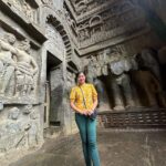 Archita Sahu Instagram - Am always curious to know more about these ancient caves and monuments ❤️ @arpitasahu6 #lonavla #karlacaves #historicpreservationmatters #sisters #sistersmeetup #sisterlove