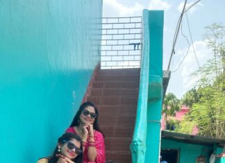Archita Sahu Instagram - We have always celebrated Raja at my aja aie ghara ever since I was born !!!! Here is a glimpse of this year Raja ❤️❤️❤️❤️ #jatni #khordha #raja #family #love