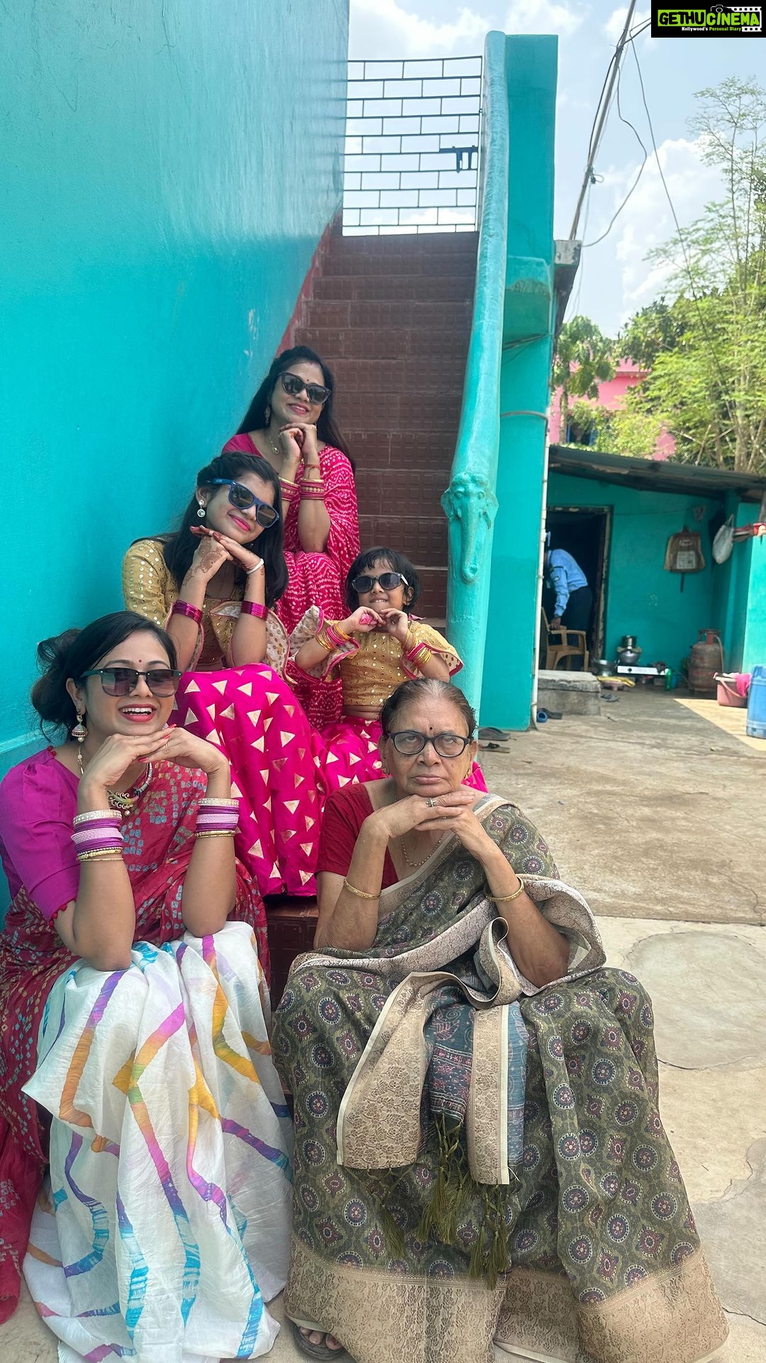 Archita Sahu - 131.1K Likes - We have always celebrated Raja at my aja aie ghara ever since I was born !!!! Here is a glimpse of this year Raja ❤️❤️❤️❤️ #jatni #khordha #raja #family #love