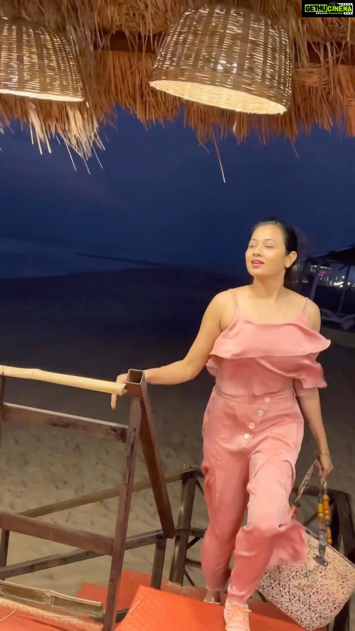 Archita Sahu - 96.7K Likes - Sunday vibes but problem is it’s not of today 👻

👗 @evolvemultidesignerstore 

#archita ##instadaily #instagram #instagraff #instalike #songs #feel
 #travelphotography #travelgram  #traveldiarie #sabyasachi #couples #couplesgoals #partners #lovequotes #loveislove #losangeles #houston#usa #america #couplephotography #couplevideos #couplegoal #travelblog #travelblogger #traveladdict #travel