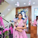 Archita Sahu Instagram - Bhawanipatna you stole my heart ❤️Arundhati jewellers new showroom brought me closer to you ! Celebration time it is ❤️ #proud #brandambassador #Archita #arundhatijewellers #bhawanipatna #odisha #love #heart