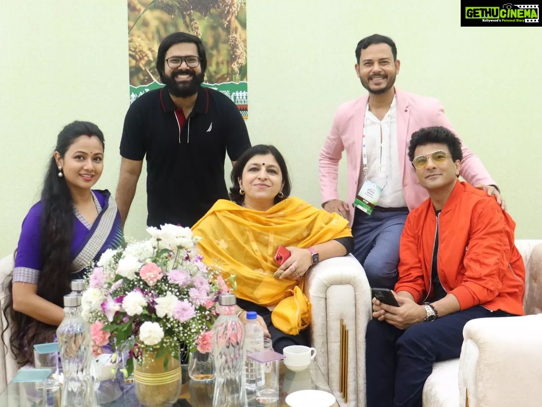 Archita Sahu Instagram - The proud ambassadors of Odisha Millet Mission π honoured to stand with @vikaskhannagroup @rickykej to support odisha Millet programs along with @jitendra_films @poonamkaulalways18 ! A great and successful initiative of Government of Odisha! Definitely a praiseworthy mission by honourable chief minister of Odisha @naveen_odisha to support the farmers! Odisha agriculture department has made it possible and thanks to @arvindpadhee Sir & entire team for all the endless effort! #odishamilletsmission #odisha